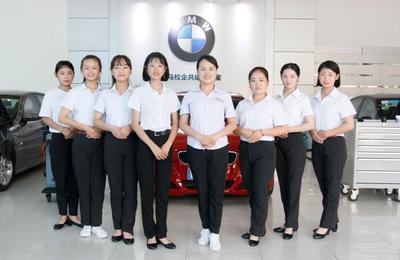 00后女生學(xué)汽修 打破性別刻板印象，99%汽車企業(yè)青睞的新趨勢